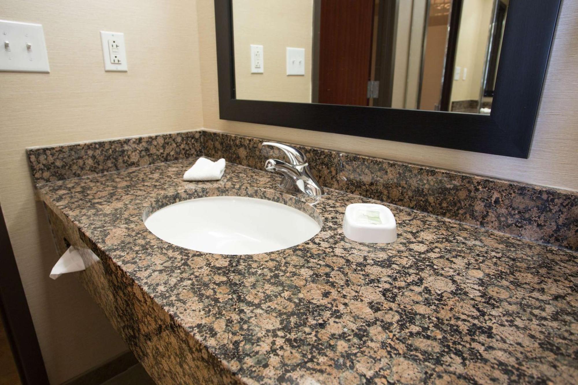 Drury Inn & Suites Springfield Mo Εξωτερικό φωτογραφία